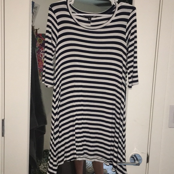 Medium striped T- shirt dress - Picture 1 of 1